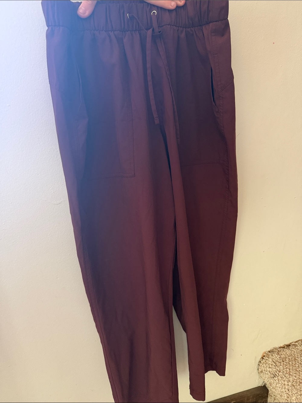 Old Navy Drawstring Casual Pants in Burgundy